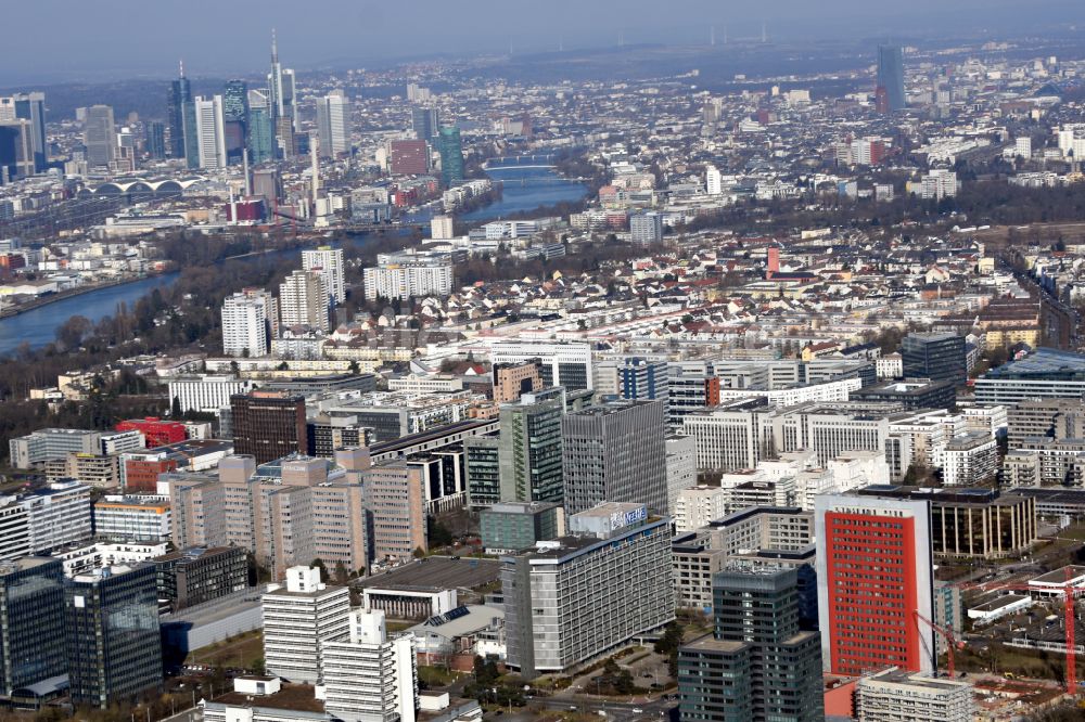 Luftaufnahme Frankfurt am Main - Innenstadt in Frankfurt am Main im Bundesland Hessen, Deutschland