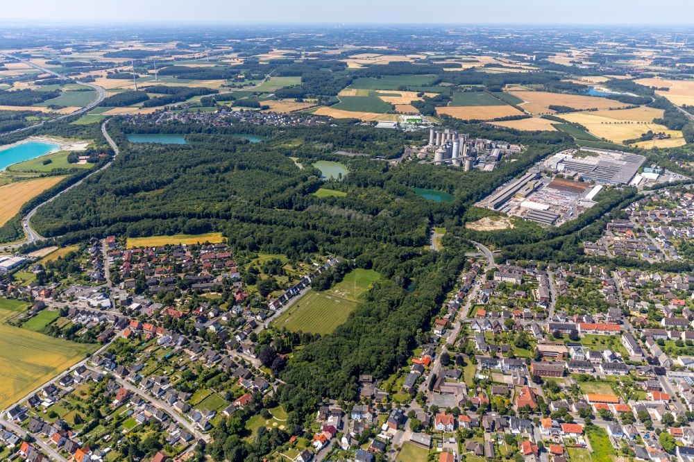 Neubeckum aus der Vogelperspektive: Innenstadtbereich in Neubeckum im Bundesland Nordrhein-Westfalen, Deutschland