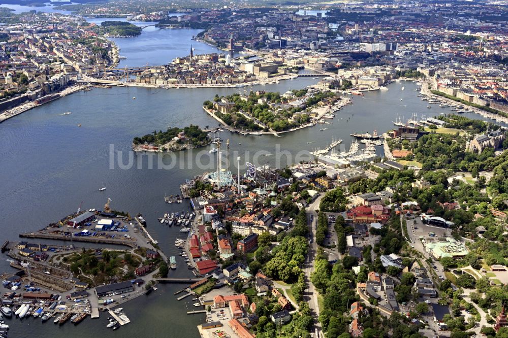 Luftbild Stockholm - Innenstadtbereich an den Uferbereichen des Mälaren in Stockholm in Stockholms län, Schweden