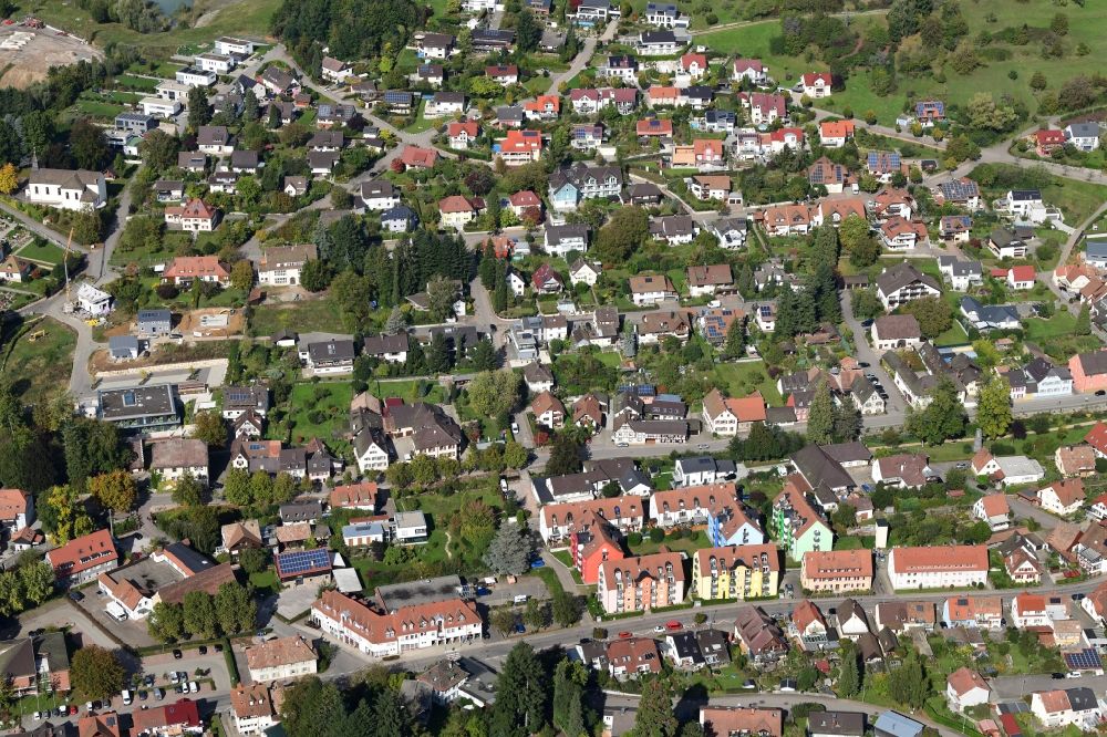 Luftaufnahme Kandern - Innenstadtbereich an der Waldeckstrasse und Hauptstrasse in Kandern im Bundesland Baden-Württemberg, Deutschland