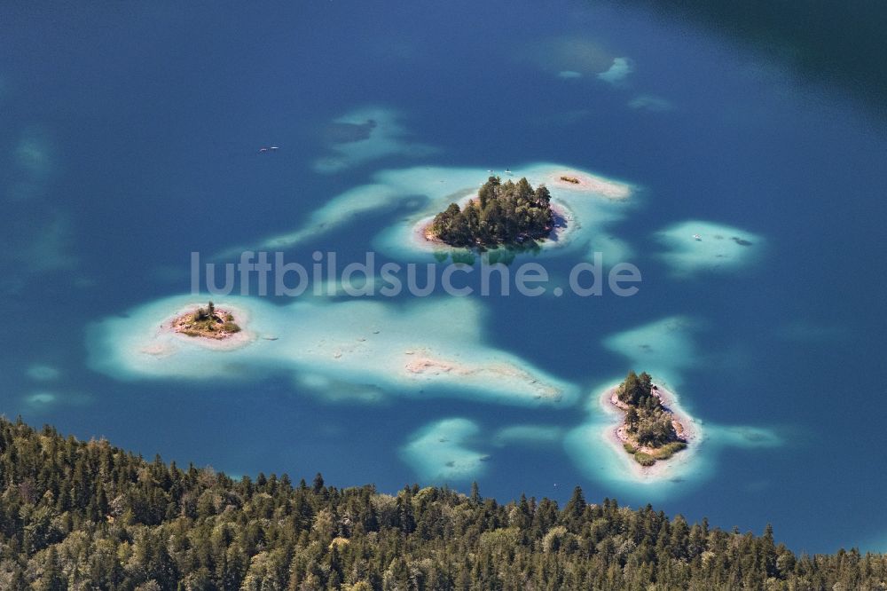 Luftbild Grainau - Insel Almbichl, Ludwigsinsel und Scheibeninsel im Eibsee bei Garmisch-Partenkirchen im Bundesland Bayern