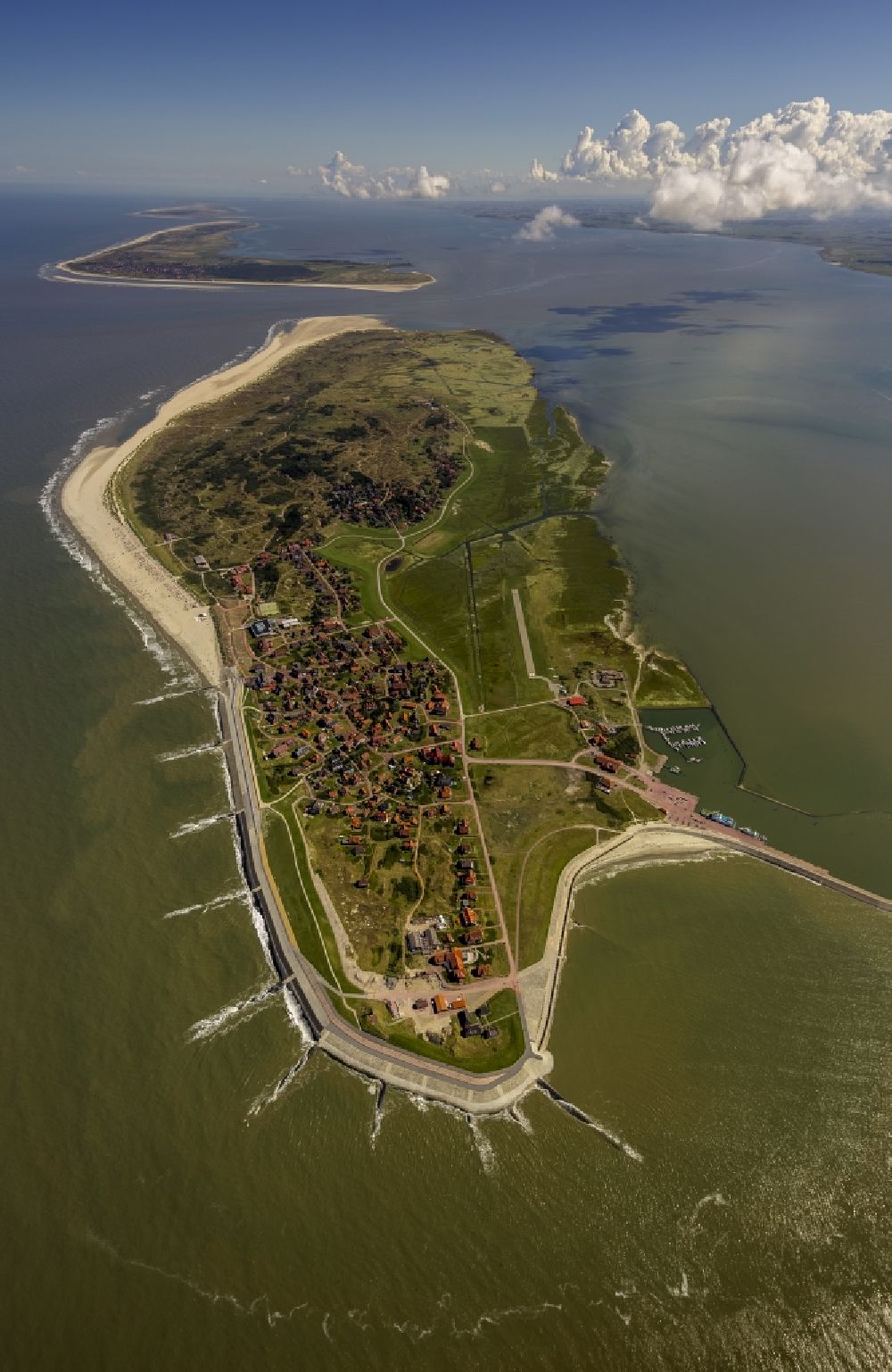 Luftaufnahme Baltrum - Insel Baltrum als Bestandteil der Ostfriesischen Inseln der Nordsee im Bundesland Niedersachsen