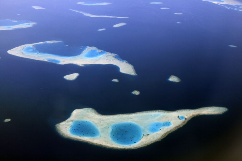 Luftbild Dharanboodhoo - Insel- Gruppen im Küstenbereich des Indischer Ozean in Dharanboodhoo in Central Province, Malediven