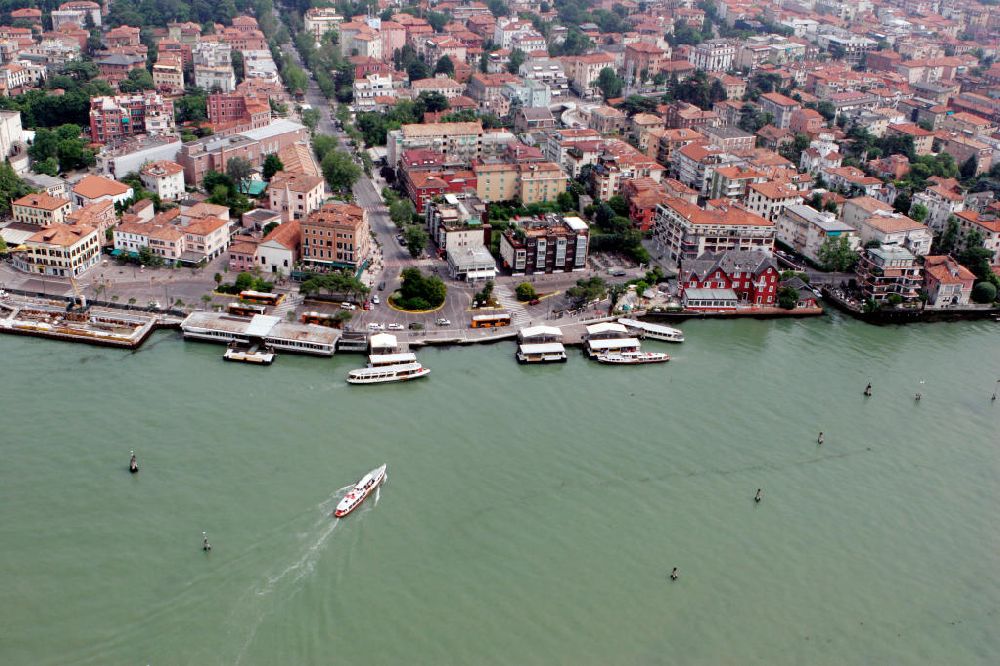 Luftbild Venedig - Insel Lido vor Venedig