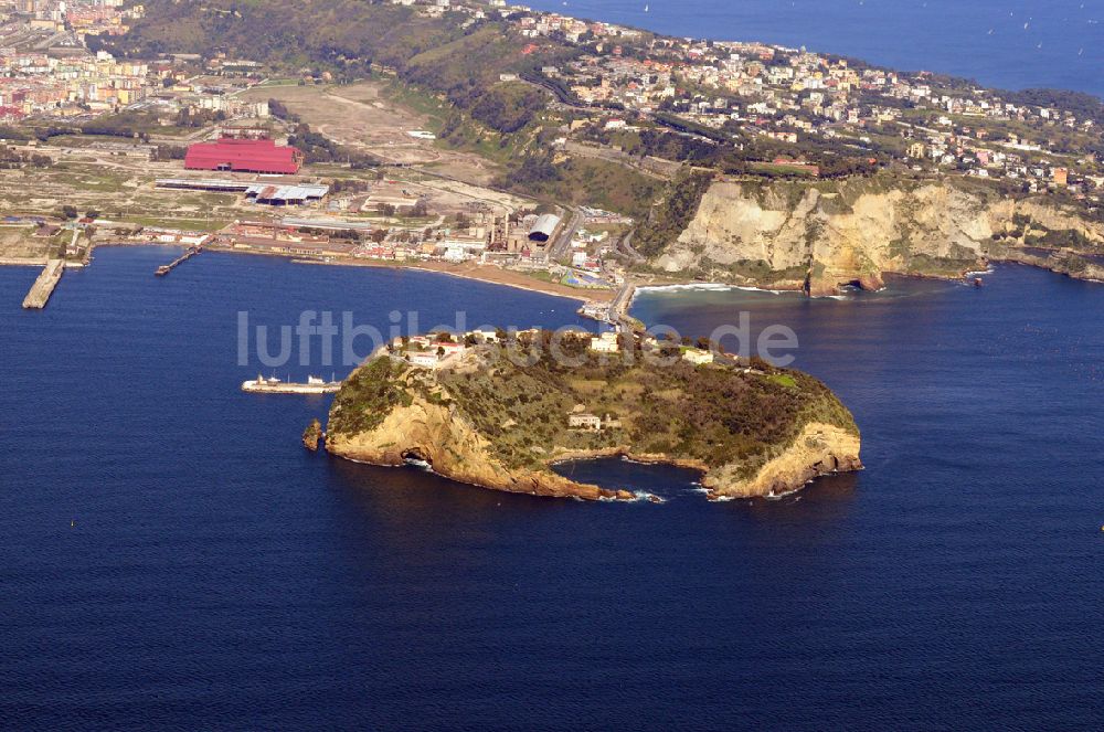 Luftaufnahme Neapel - Insel Nisida in der Provinz Neapel in Italien