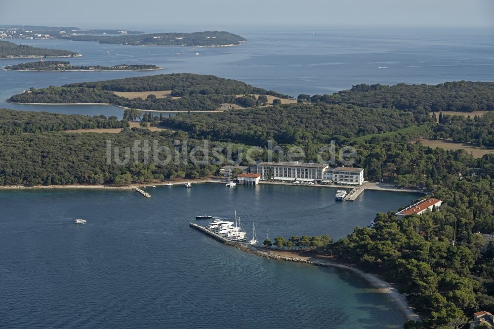 Pula aus der Vogelperspektive: Inselgruppe Brijuni Inseln im Adriatisches Meer in Pula in Istrien - Istarska zupanija, Kroatien