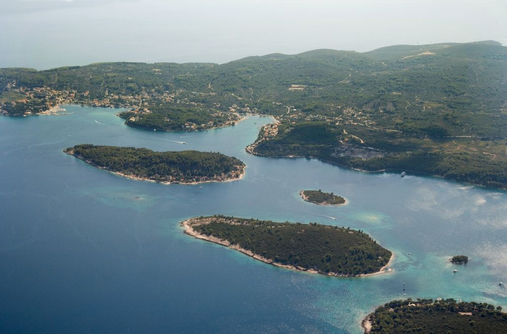 Korcula aus der Vogelperspektive: Inseln bei Korcula in der Adria in Kroatien