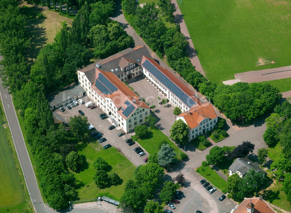 Bolanden von oben - Internatsgebäude des Gymnasium Der Weierhof in Bolanden im Bundesland Rheinland-Pfalz, Deutschland