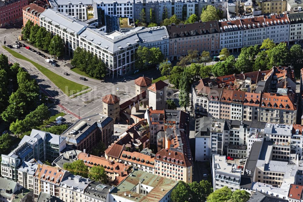 Luftbild München - Isartor in München Altstadt im Bundesland Bayern