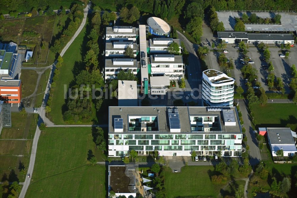 Luftbild München - IZB Innovations- und Gründerzentrum Biotechnologie im Ortsteil Hadern - Martinsried in München im Bundesland Bayern, Deutschland