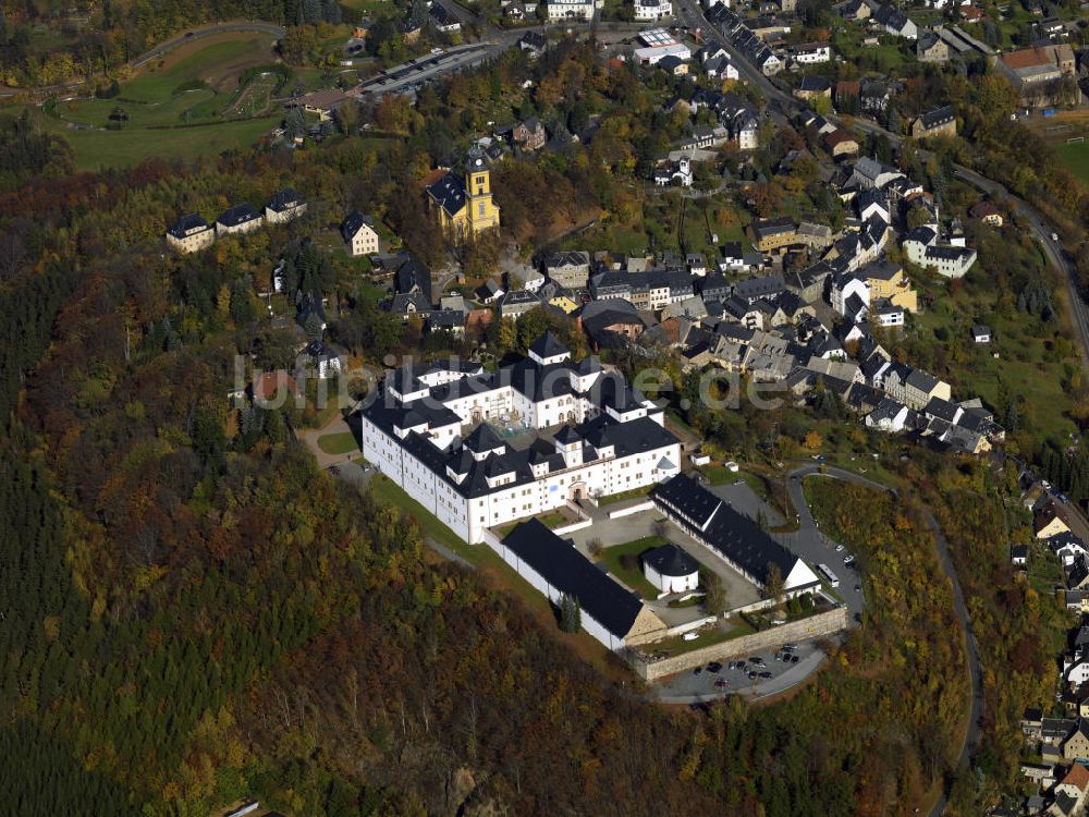 Luftaufnahme Augustusburg - Jagdschloss Augustusburg auf dem Schellenberg in Sachsen
