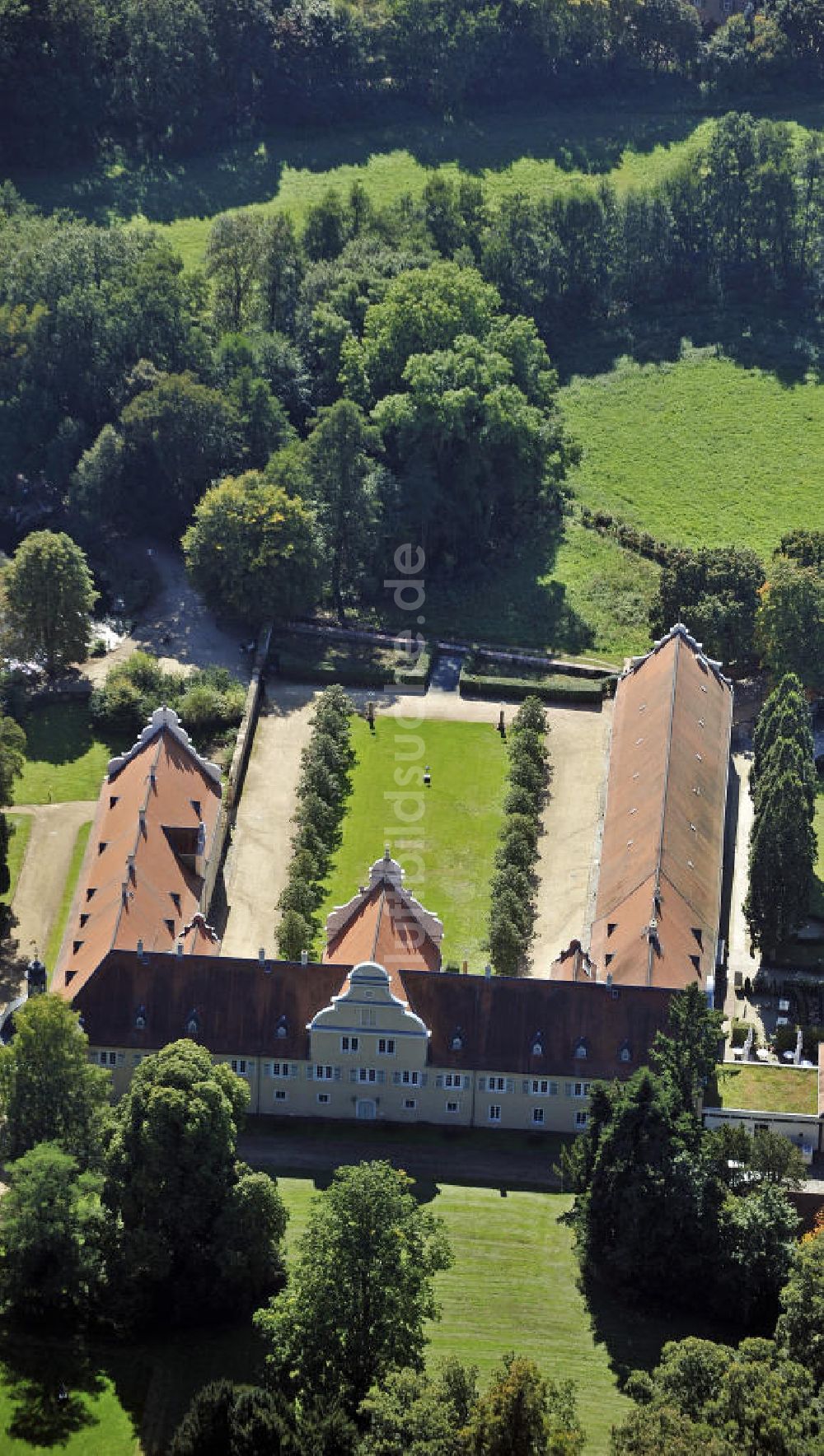 Luftaufnahme Darmstadt - Jagdschloss Kranichstein