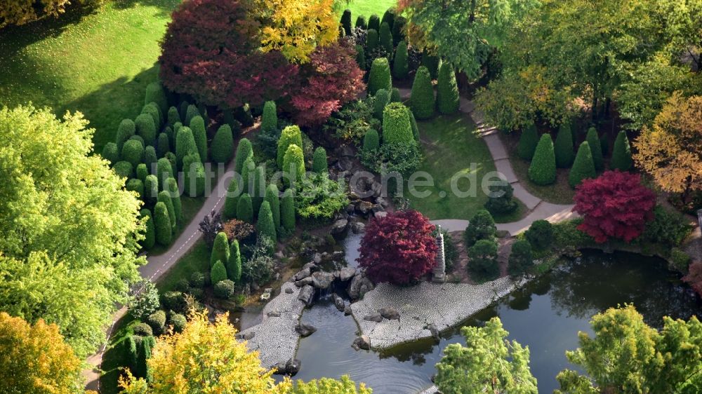 Bonn aus der Vogelperspektive: Japanischer Garten in der Rheinaue in Bonn im Bundesland Nordrhein-Westfalen, Deutschland