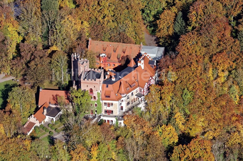 Luftaufnahme Pullach im Isartal - Jugendherberge, Naturerlebniszentrum und Bildungszentrum Burg Schwaneck in Pullach im Isartal im Bundesland Bayern