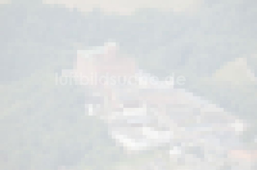 Luftaufnahme Mirov - Justizvollzugsanstalt JVA der Burg in Mirov in Olomoucky kraj, Tschechien