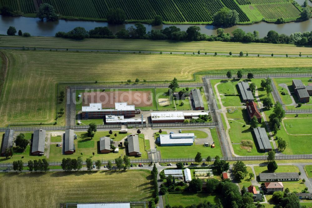 Luftaufnahme Jork - Justizvollzugsanstalt JVA Hahnöfersand in Jork im Bundesland Niedersachsen, Deutschland