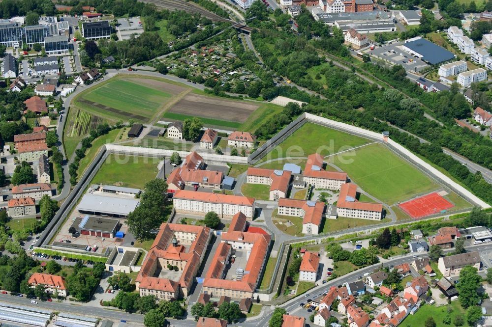 Luftaufnahme Bayreuth - Justizvollzugsanstalt JVA Justizvollzugsanstalt St. Georgen-Bayreuth in Bayreuth im Bundesland Bayern, Deutschland