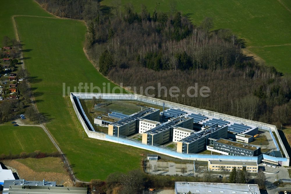 Kempten (Allgäu) von oben - Justizvollzugsanstalt JVA in Kempten (Allgäu) im Bundesland Bayern, Deutschland