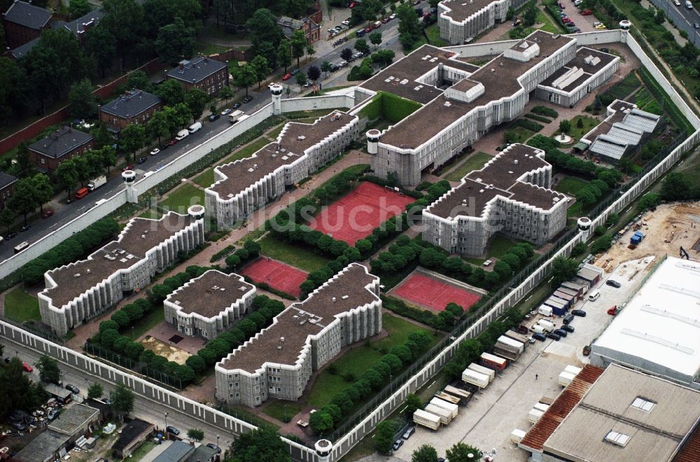 Luftbild Berlin Tegel - Justizvollzugsanstalt JVA Plötzensee im Bezirk Charlottenburg - Wilmersdorf