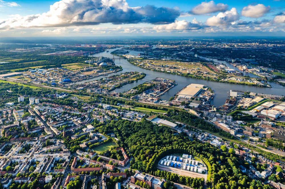 Luftbild Hamburg - Kaianlagen und Schiffs- Anlegestellen an den Hafenbecken von Seehafen 1 bis 4 an der Süderelbe im Ortsteil Harburg in Hamburg, Deutschland