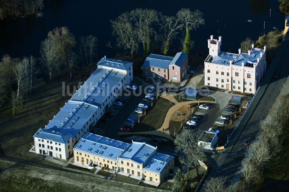 Luftbild Potsdam - „Kaiservilla“ oder „Haus Nedlitz“ - Mehrfamilienhaus-Wohnanlage in Potsdam im Bundesland Brandenburg, Deutschland