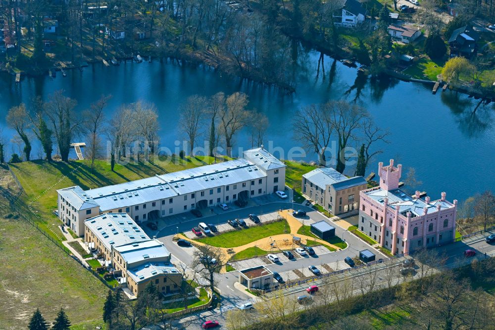 Luftaufnahme Potsdam - Kaiservilla oder Haus Nedlitz - Mehrfamilienhaus-Wohnanlage in Potsdam im Bundesland Brandenburg, Deutschland
