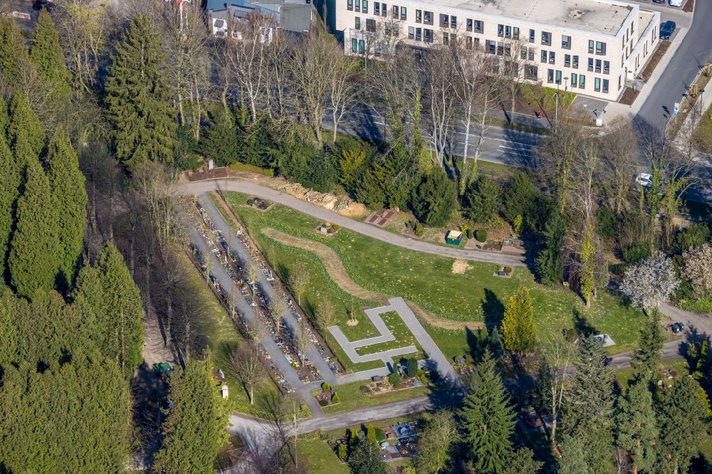 Luftaufnahme Werl - Kanadischer Bereich auf dem Parkfriedhof in Werl im Bundesland Nordrhein-Westfalen, Deutschland