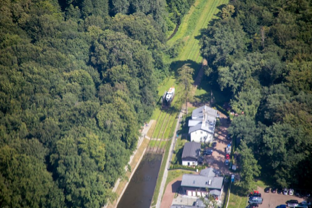 Luftaufnahme Krasin - Kanalverlauf und Uferbereiche des Verbindungskanales Oberländischer Kanal in Krasin in Warminsko-Mazurskie - Ermland-Masuren, Polen