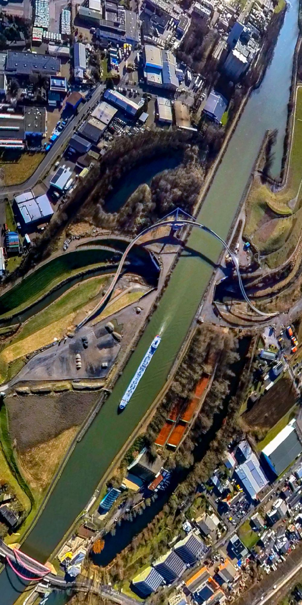 Luftaufnahme Habinghorst - Kanalverlauf und Uferbereiche des Verbindungskanales Rhein-Herne-Kanal in Habinghorst im Bundesland Nordrhein-Westfalen, Deutschland