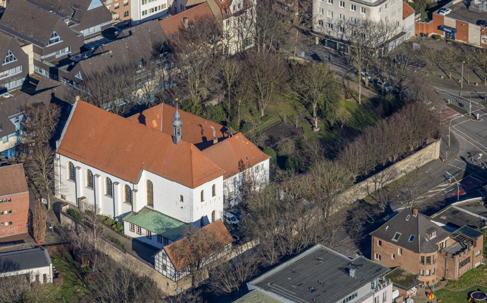 Werne von oben - Kapuziner- Kloster in Werne im Bundesland Nordrhein-Westfalen, Deutschland