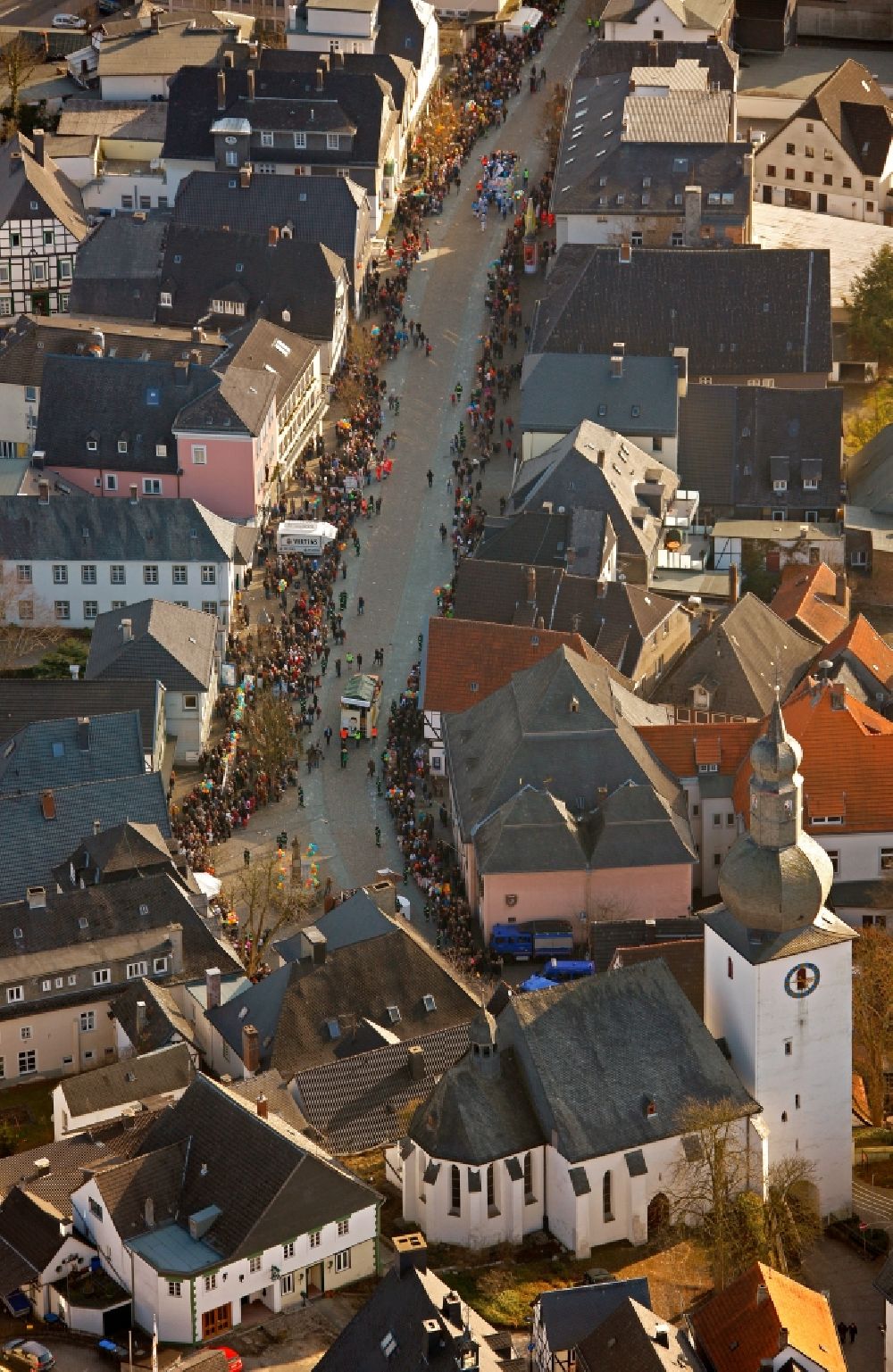 Luftbild Arnsberg - Karnevalsumzug in Arnsberg im Bundesland Nordrhein-Westfalen