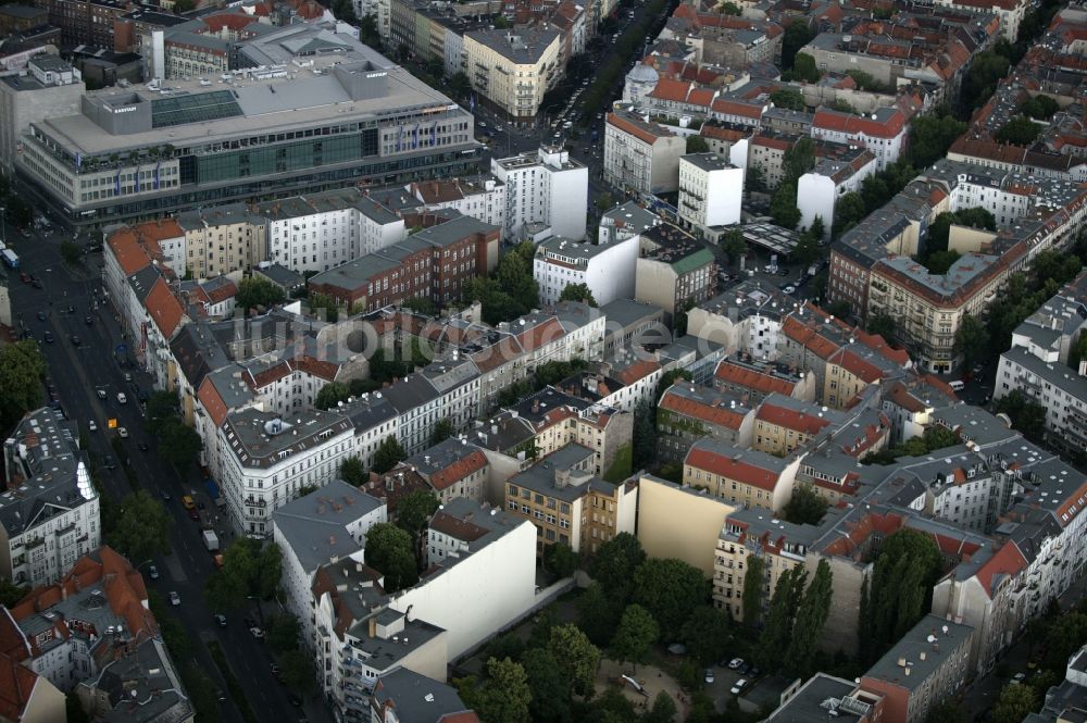 Luftaufnahme Berlin - Karstadt Kaufhaus im Stadtbezirk Neukölln von Berlin