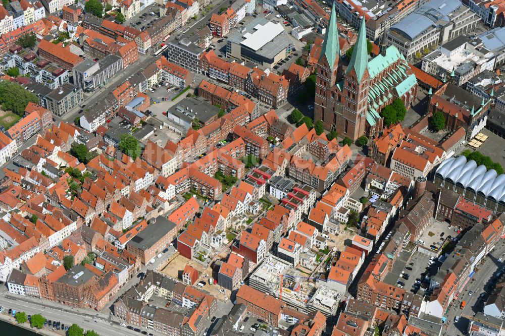 Lübeck aus der Vogelperspektive: Kathedrale St. Marien zu Lübeck in Lübeck im Bundesland Schleswig-Holstein, Deutschland