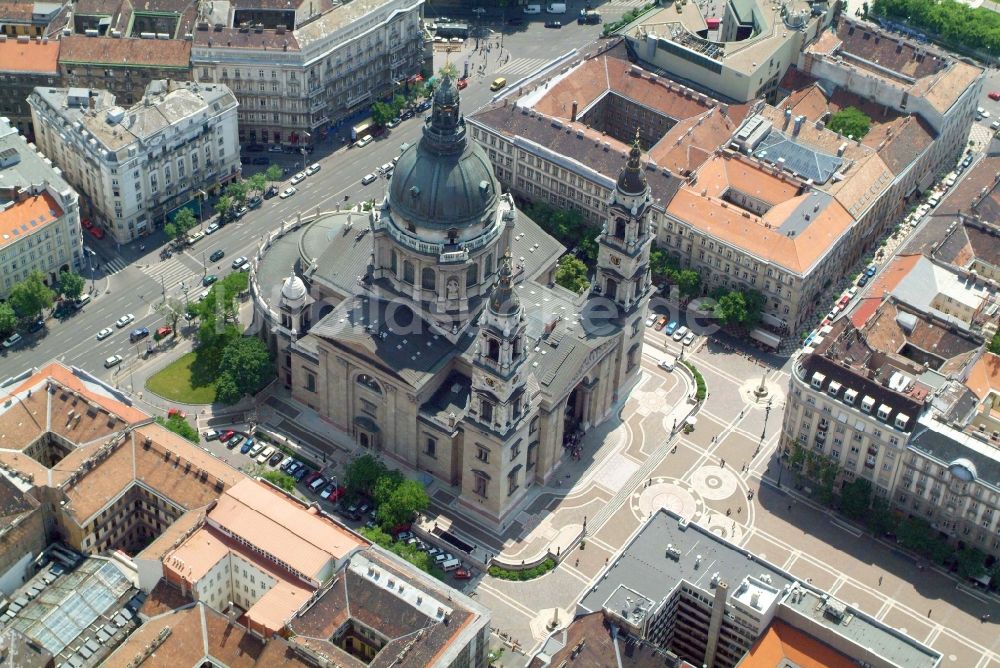 Luftaufnahme Budapest - Kathedrale St.-Stephans-Basilika Szent István tér in Budapest in Ungarn