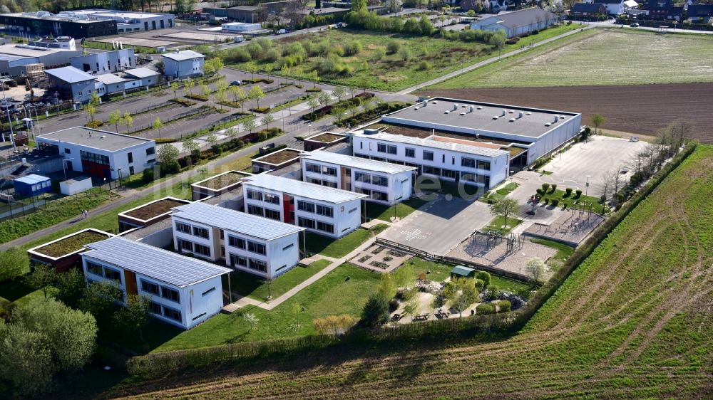 Luftbild Königswinter - Katholische Grundschule Sonnenhügel in Oberpleis im Bundesland Nordrhein-Westfalen, Deutschland