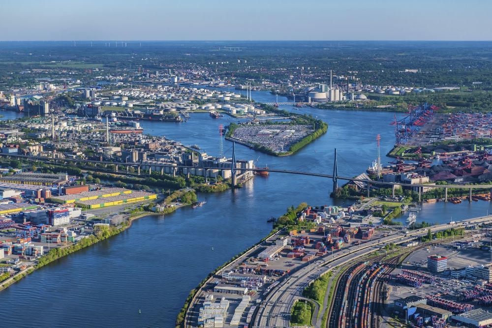 Hamburg aus der Vogelperspektive: Kattwyk- Brücke mit Neubau über der Süderelbe in Hamburg
