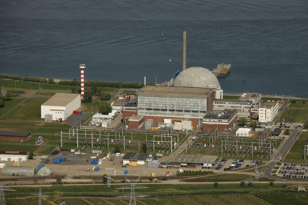 Brokdorf aus der Vogelperspektive: Kernkraftwerk Brokdorf in Schleswig Holstein