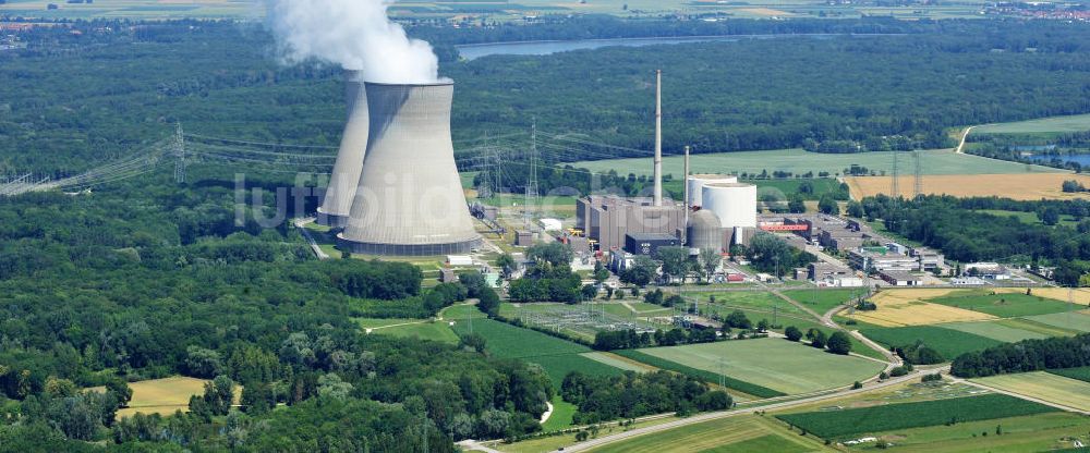 Gundremmingen aus der Vogelperspektive: Kernkraftwerk Gundremmingen / Bayern