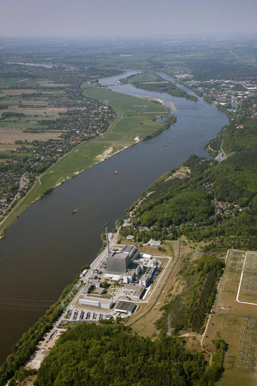 Luftbild KRÜMMEL / GEESTHACHT - Kernkraftwerk Krümmel / Geesthacht in Schleswig-Holstein