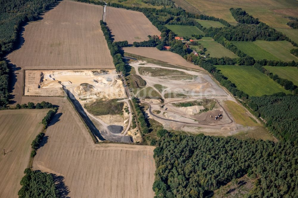 Luftaufnahme Dersenow - Kies- Tagebau RBS-Kieshandelsgesellschaft mbH in Dersenow im Bundesland Mecklenburg-Vorpommern, Deutschland