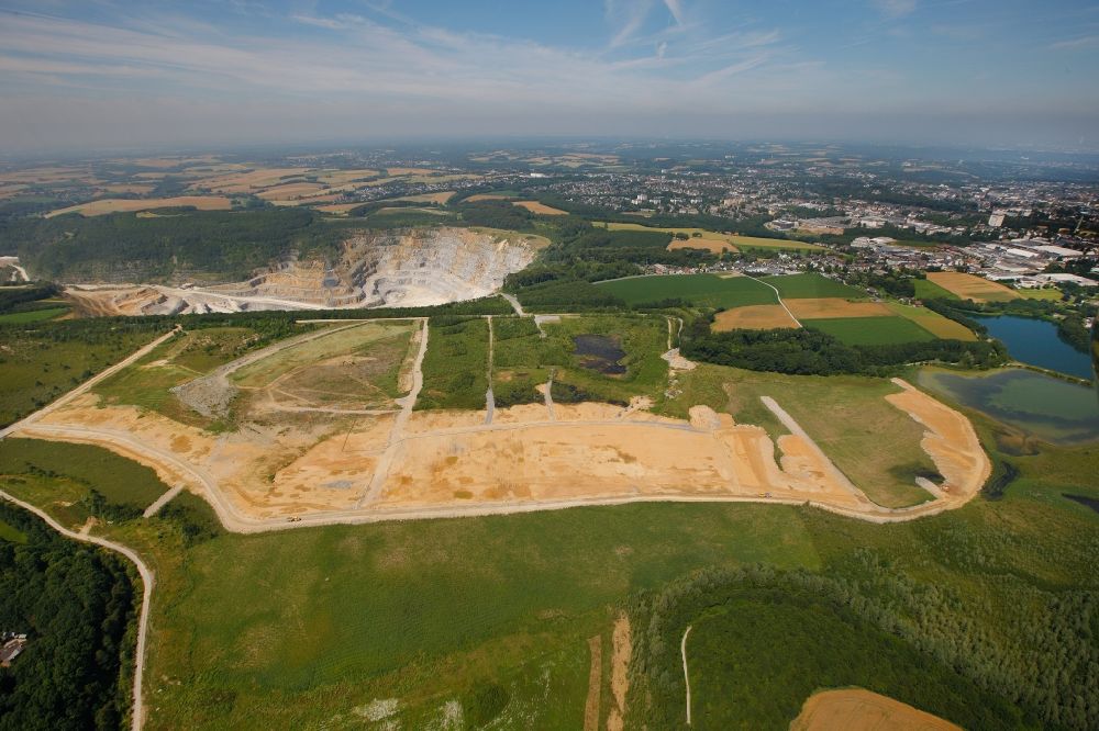 Luftaufnahme Velbert - Kieswerk und Sandsteinbruch bei Velbert im Bundesland Nordrhein-Westfalen