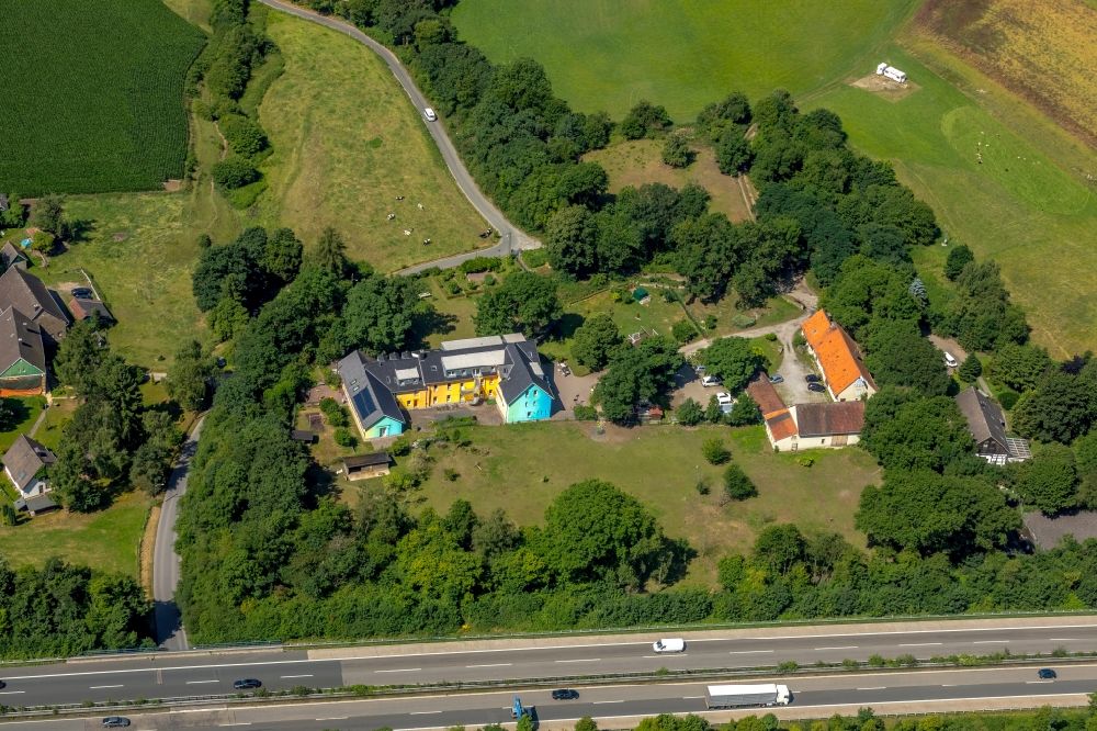 Witten aus der Vogelperspektive: Kinder- Wohnheim - Gebäude Christopherus-Haus e. V. in Witten im Bundesland Nordrhein-Westfalen, Deutschland