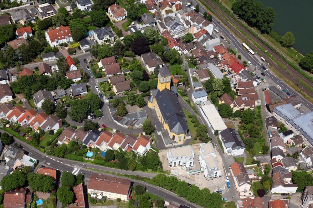 Luftbild Mainz - Kirche der katholischen Pfarrgemeinde Mariä Himmelfahrt in Mainz im Bundesland Rheinland-Pfalz