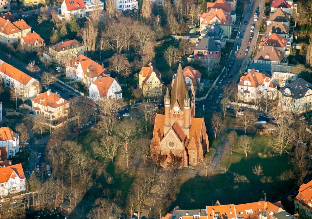 Halle (Saale) aus der Vogelperspektive: Kirche Pauluskirche im Paulusviertel von Halle Saale in Sachsen-Anhalt