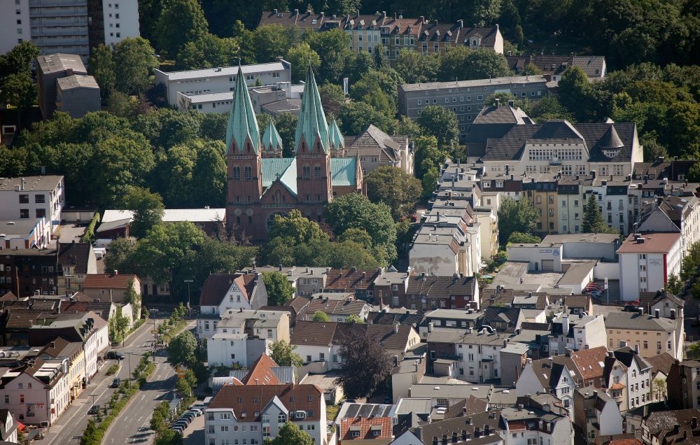 Luftbild Iserlohn - Kirche Sankt Aloysius in Iserlohn im Bundesland Nordrhein-Westfalen