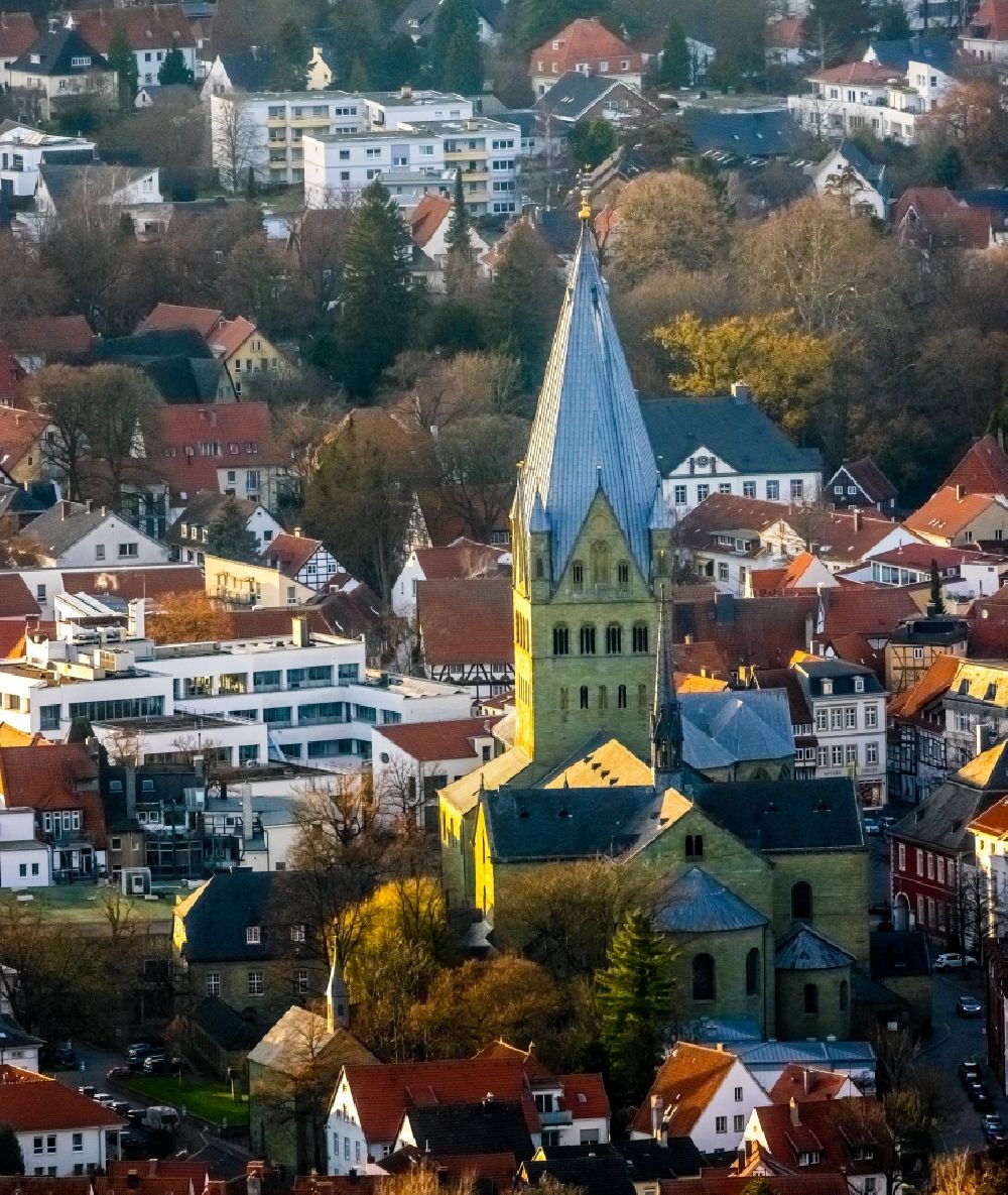 Luftbild Soest - Kirchen und Dom in der Innenstadt in Soest im Bundesland Nordrhein-Westfalen, Deutschland