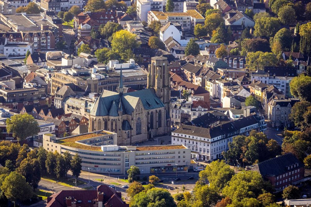 Luftaufnahme Gelsenkirchen - Kirchengebäude der Propsteikirche St. Urbanus in Gelsenkirchen im Bundesland Nordrhein-Westfalen
