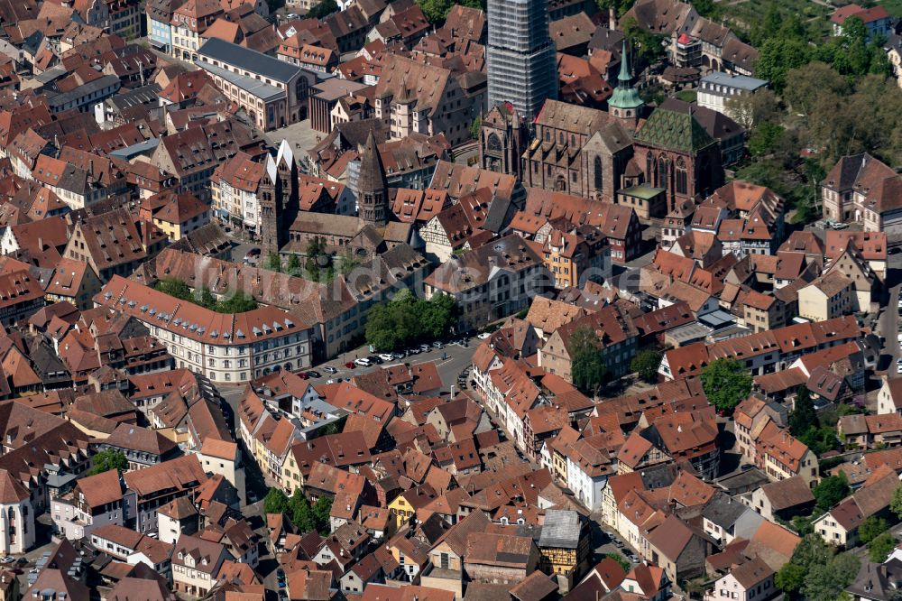 Luftbild Selestat - Kirchengebäude in Selestat in Grand Est, Frankreich