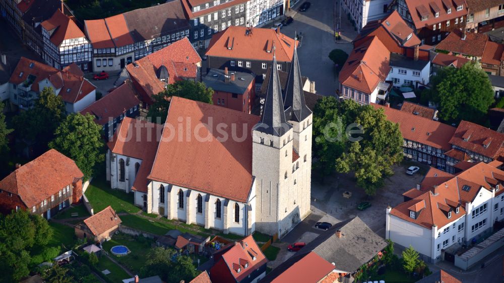 Osterwieck aus der Vogelperspektive: Kirchengebäude Stephanikirche in Osterwieck im Bundesland Sachsen-Anhalt, Deutschland