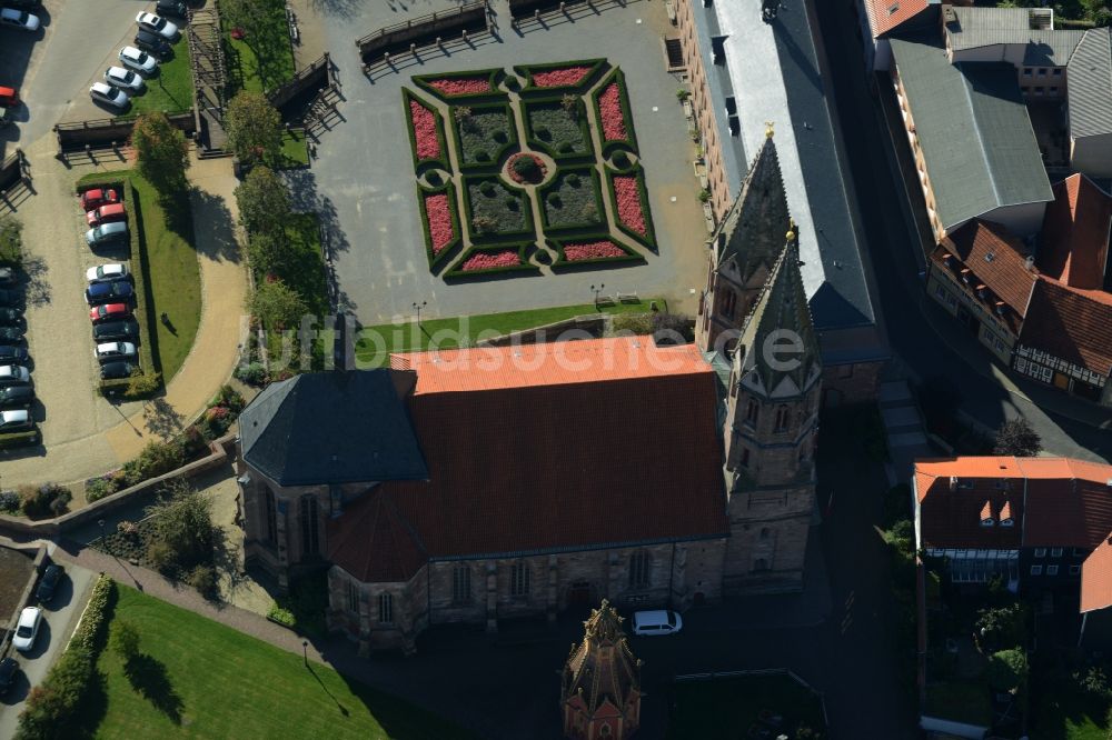 Luftaufnahme Heilbad Heiligenstadt - Kirchengebäude am Altstädter Kirchplatz in Heilbad Heiligenstadt im Bundesland Thüringen